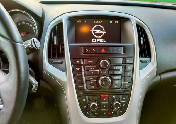 Opel Astra cena 27900 przebieg: 146200, rok produkcji 2012 z Płońsk małe 301